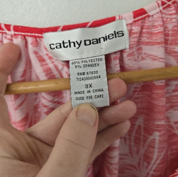 CATHY DANIELS Women's Blouse Floral Red Bling Shirt Size 3X Easter - Picture 4 of 9